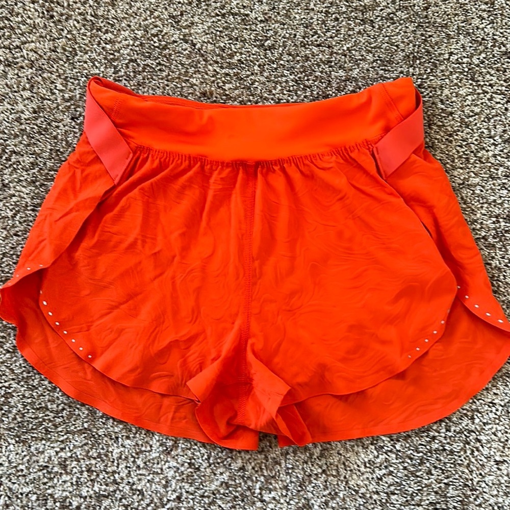 Lululemon Shorts Size 4 with zipper back - only wore once